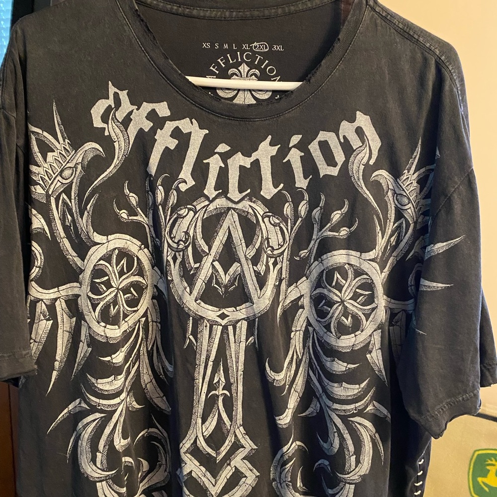 Affliction tshirt